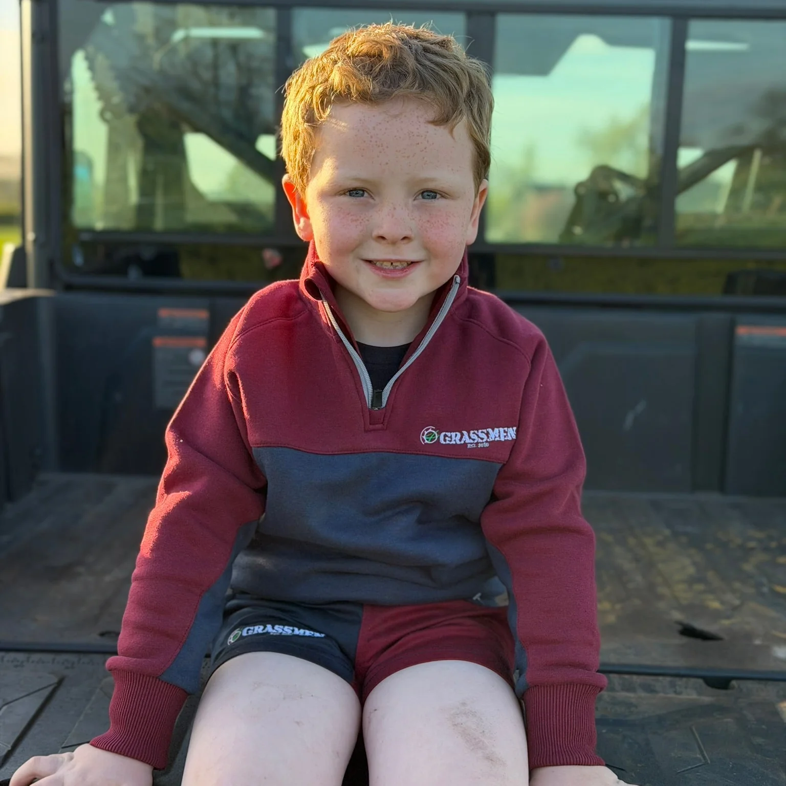 GRASSMEN Burgundy & Navy - Kids Unisex Harlequin Two Toned Shorts - Image 4