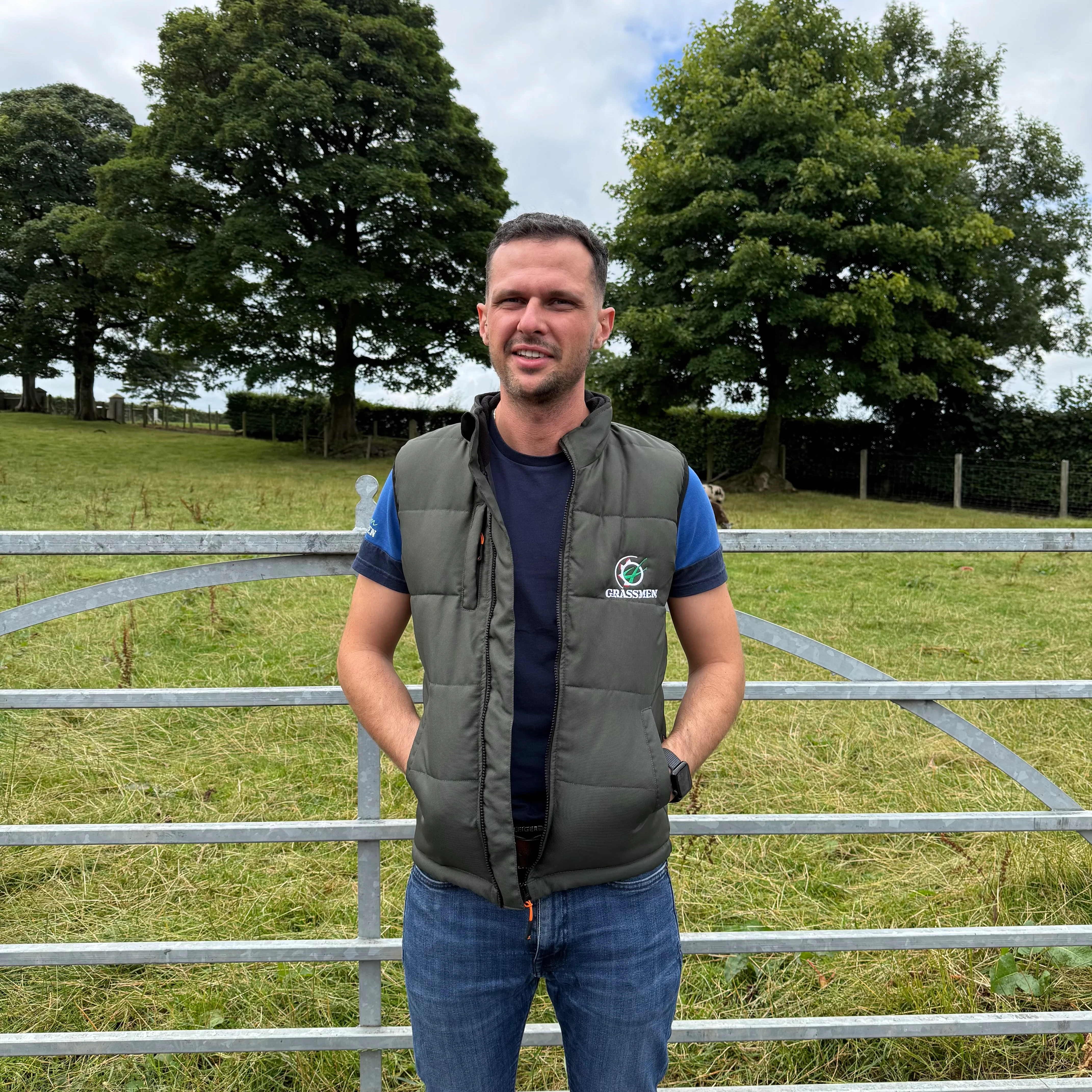 GRASSMEN Core Padded Bodywarmer Green - Image 4
