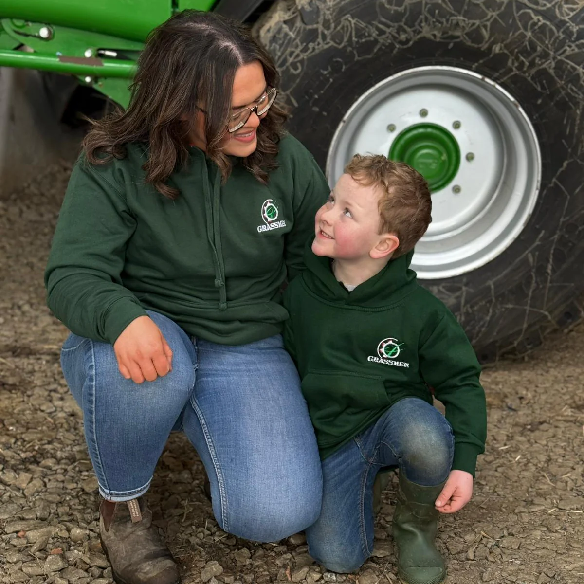 "GRASSMEN" Unisex Adults Bottle Green Hoodie - Image 3