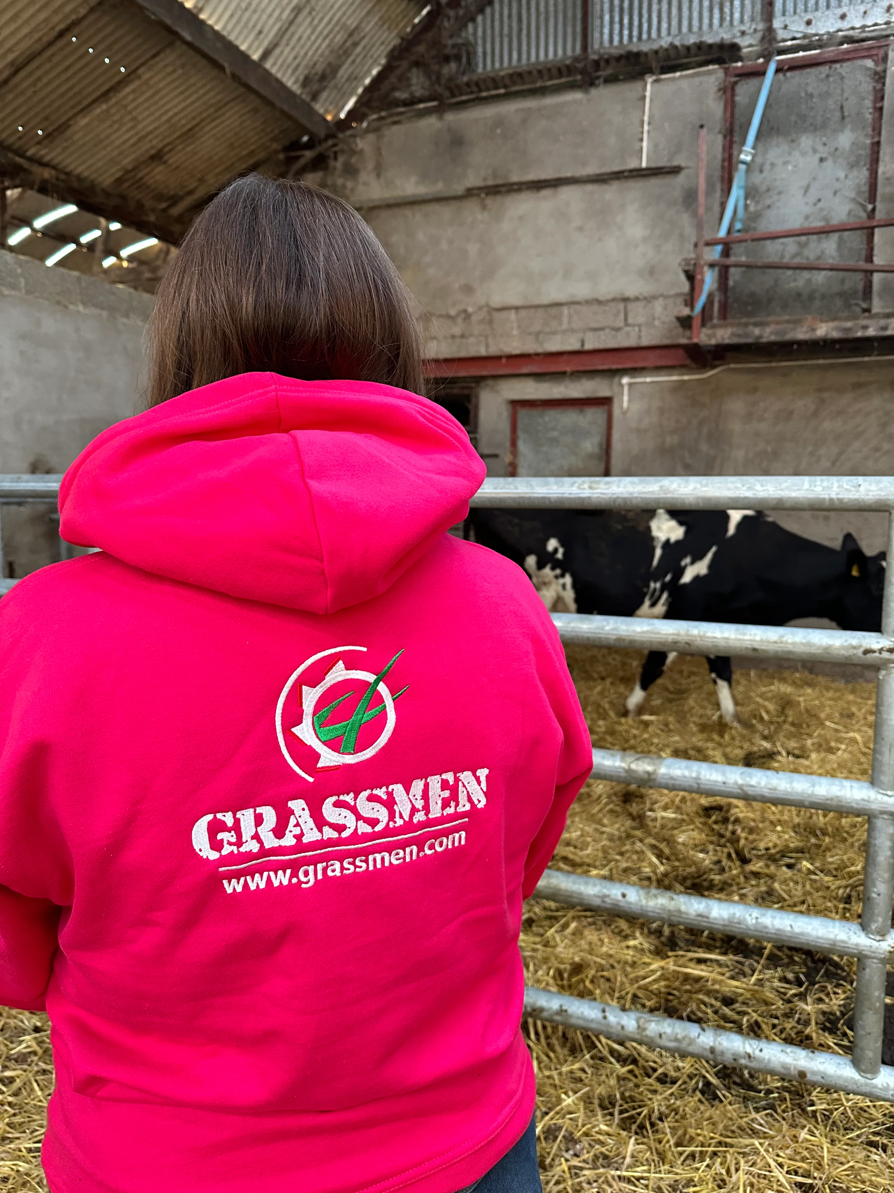 "GRASSMEN" Unisex Adults Pink Hoodie - Image 4