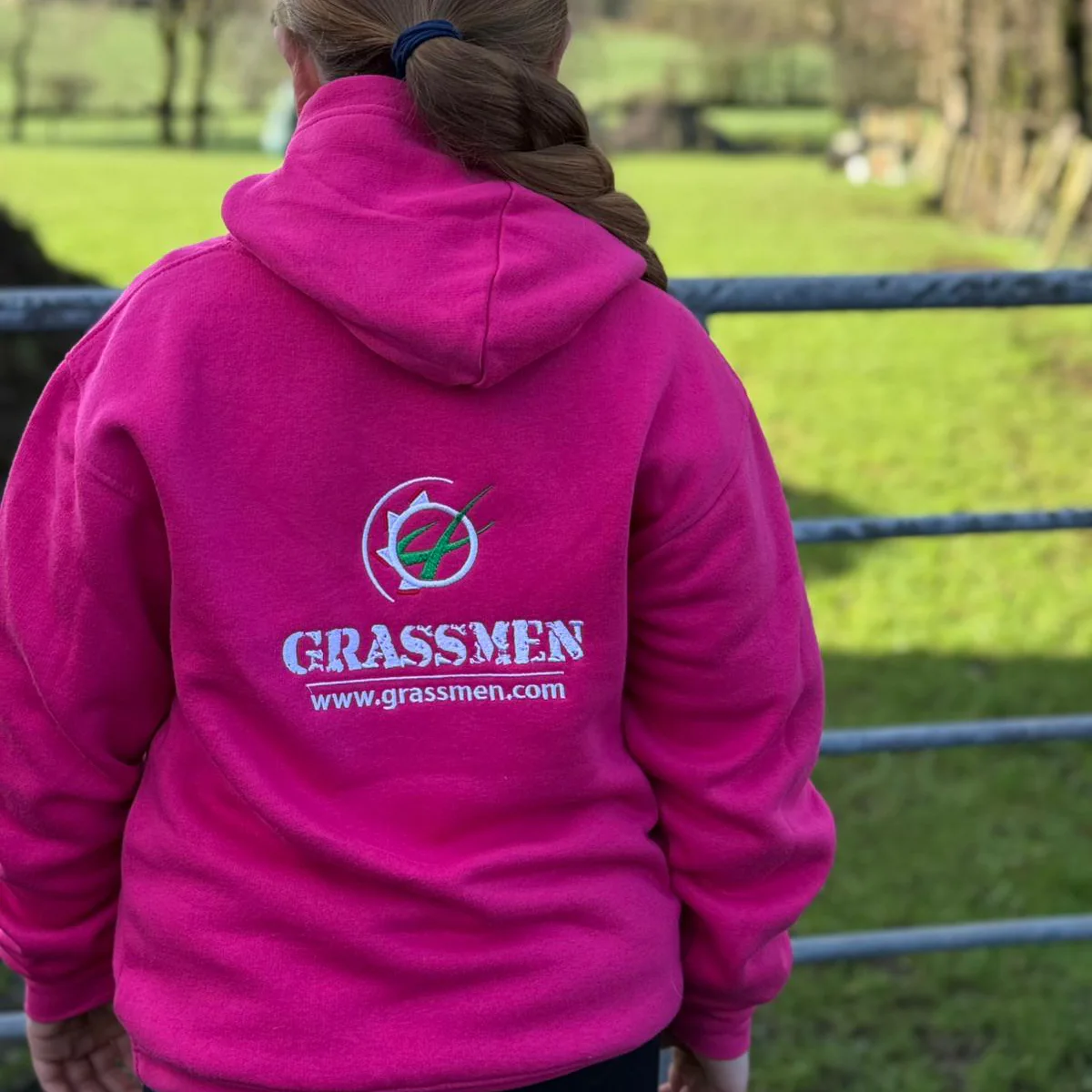 "GRASSMEN" Kids Pink Hoodie - Image 7