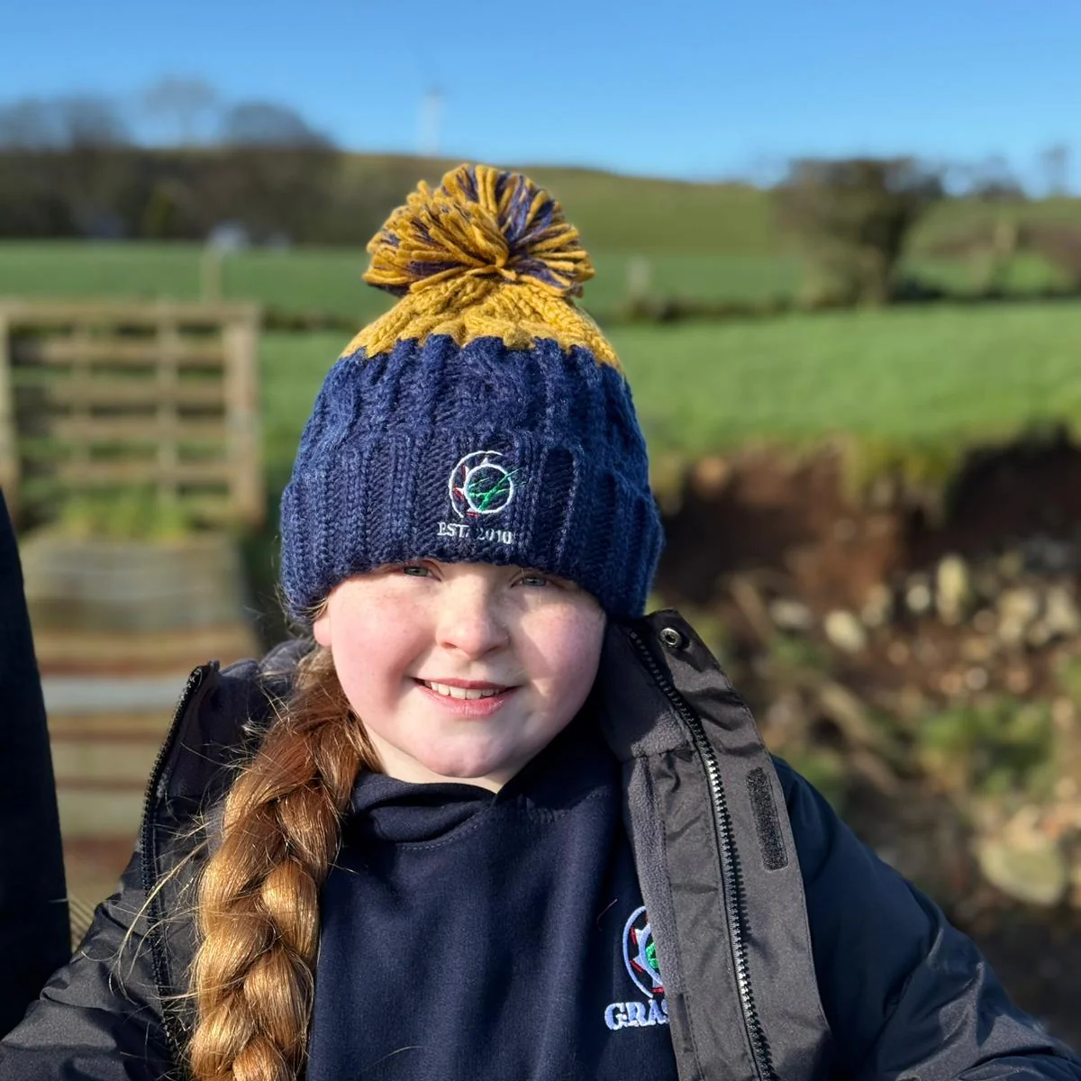 GRASSMEN LUX. Bobble Hat - Image 6