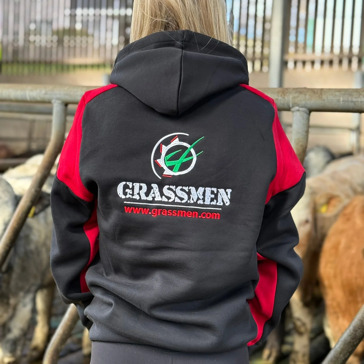 GRASSMEN Prime Unisex Hoodie Black/Red - Image 4