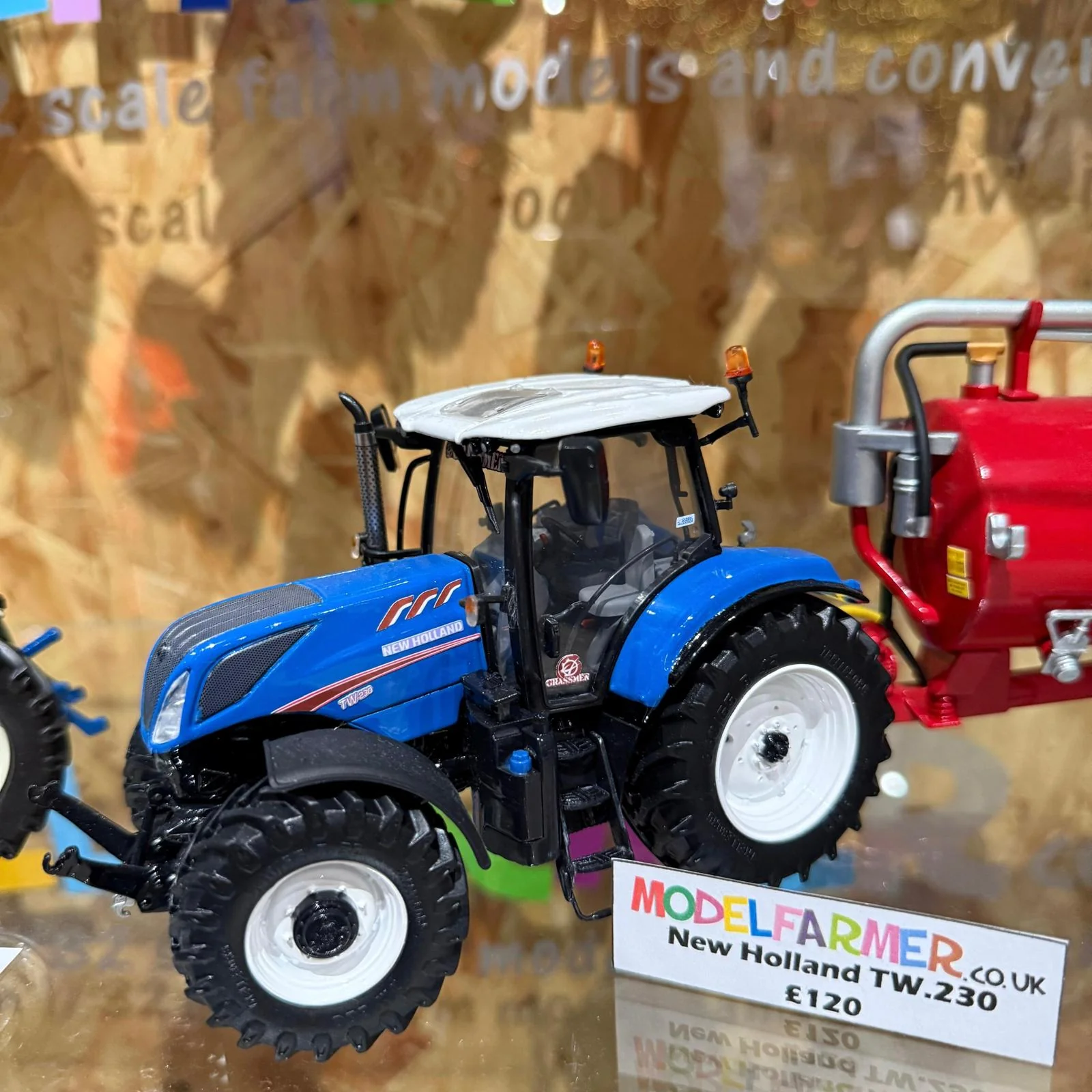 Model Farmer GRASSMEN New Holland TW 230