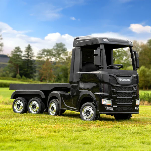 Official Scania 24V Black Ride-On Truck & Trailer - Image 3
